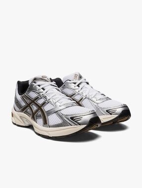 ASICS Gel 1130 in White/Clay Canyon size Women’s 6.5